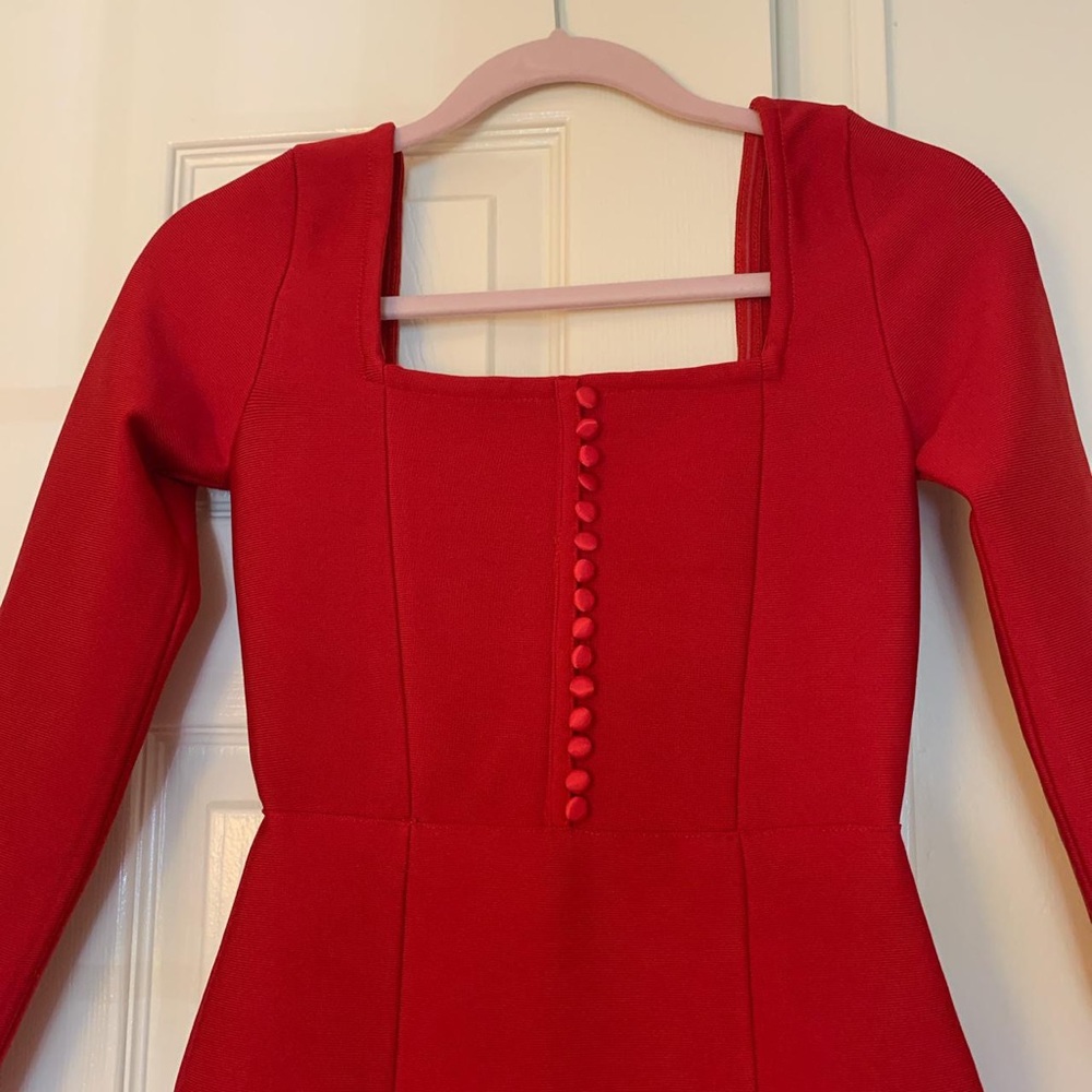 LONG SLEEVE RED BANDAGE DRESS - Picture 2 of 3